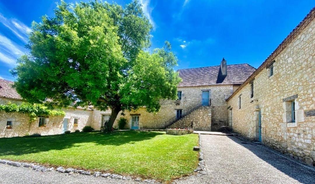 Gite "La Grange Aux Oiseaux" Domaine De Fonpeyroune Conne-de-Labarde Εξωτερικό φωτογραφία